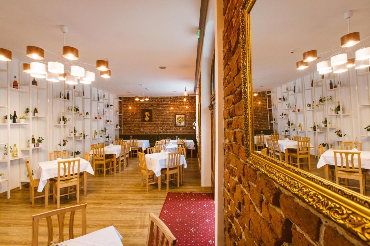 Casa Del Sole Hotel Alba Iulia Exterior foto